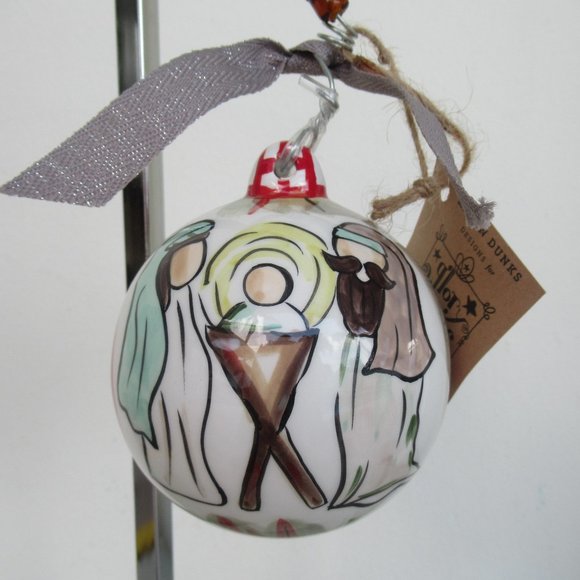 Glory Haus Glass Ball Christmas Ornament w/ Beaded Hook Nativity 3.5" diameter - Picture 3 of 9
